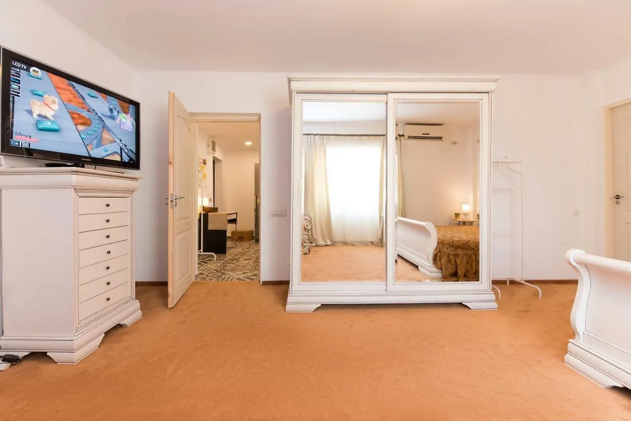 Studio Savin - Aviatiei location